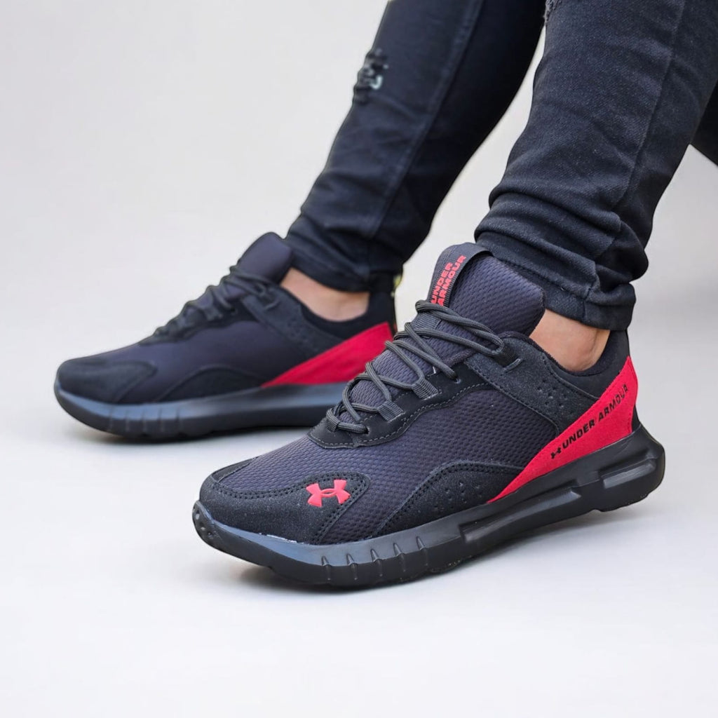 Zapatos Under Armour +Regalo de 3 Pares de Medias