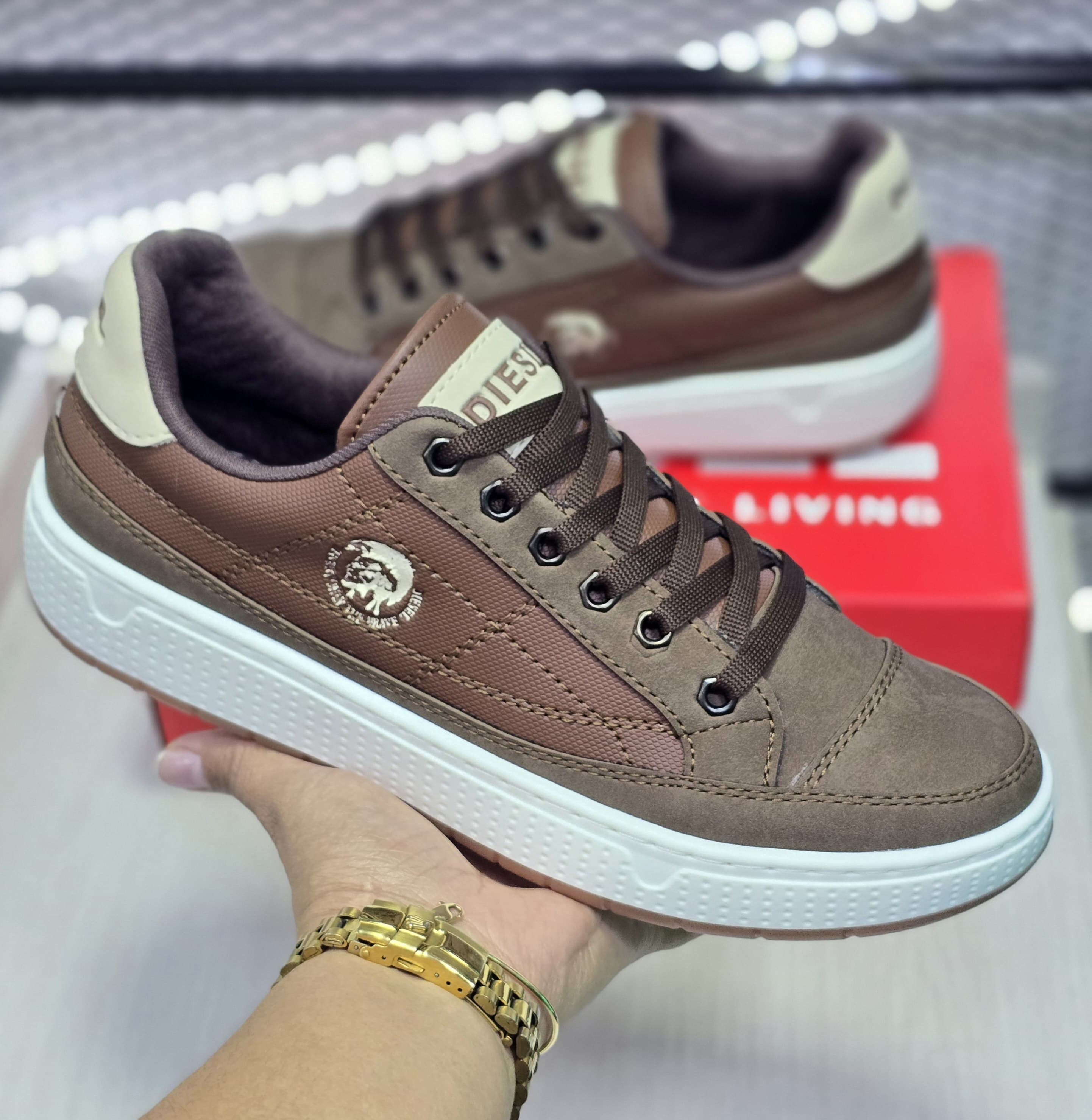 TENIS DIESEL 100% COSIDOS